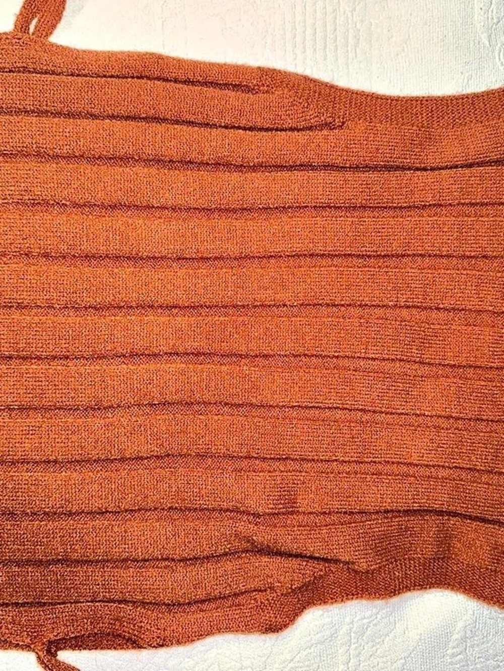 Cropped Ribbed Sweater Vest in Orange Like New
